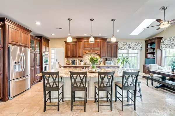 Franklin, NJ 08823,24 Wyckoff PL