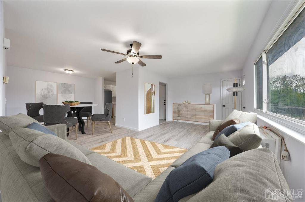 Woodbridge Proper, NJ 07095,528 Cricket LN