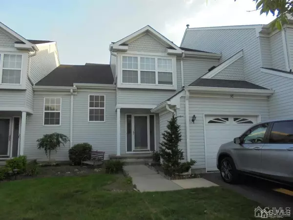 32 Tuthill CT, Sayreville, NJ 08872