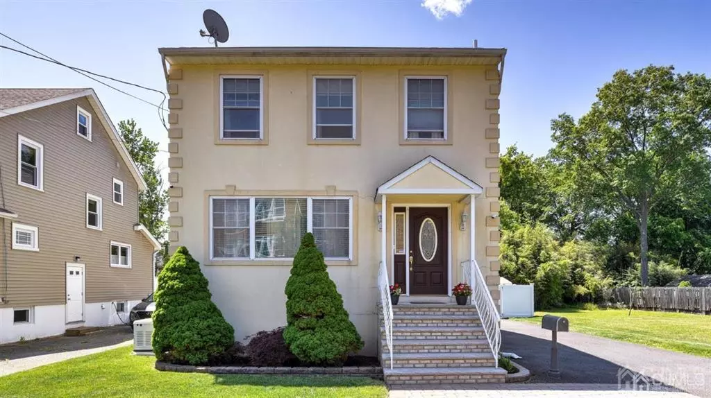 228 Whittier AVE, Dunellen, NJ 08812