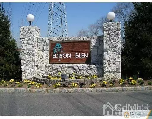 Edison, NJ 08837,109 Edison Glen TER