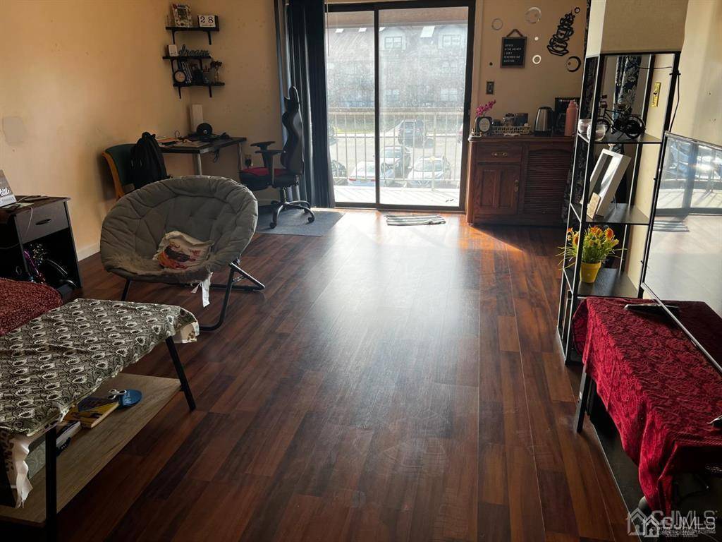 Woodbridge Proper, NJ 07095,0-141-H Beverly Hill TER
