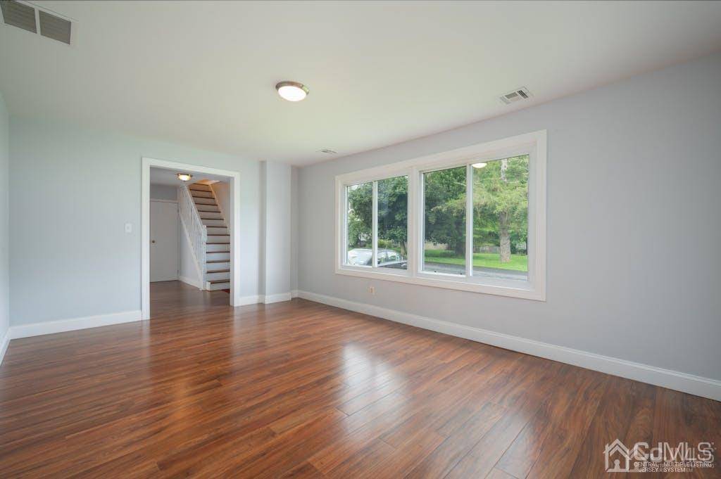 Newton Town, NJ 07860,12 Grand AVE