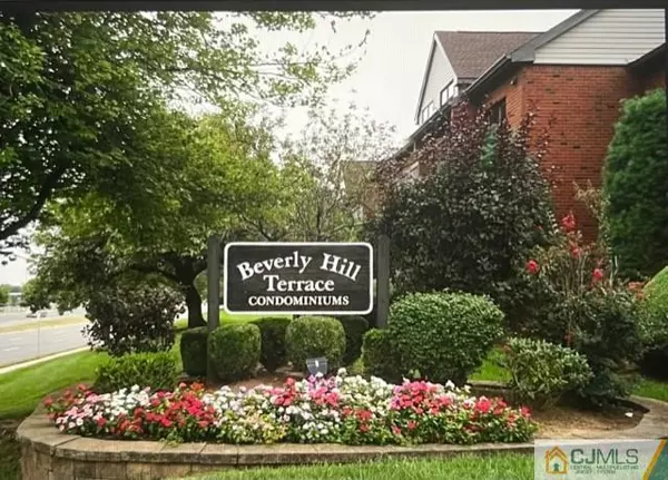 0-122B Beverly Hill TER #2202, Woodbridge Proper, NJ 07095