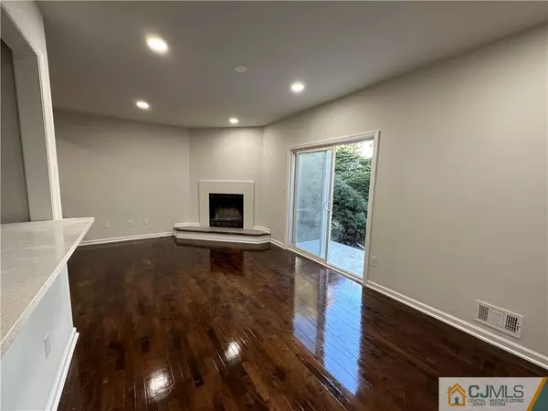 Edison, NJ 08817,3305 Hana RD