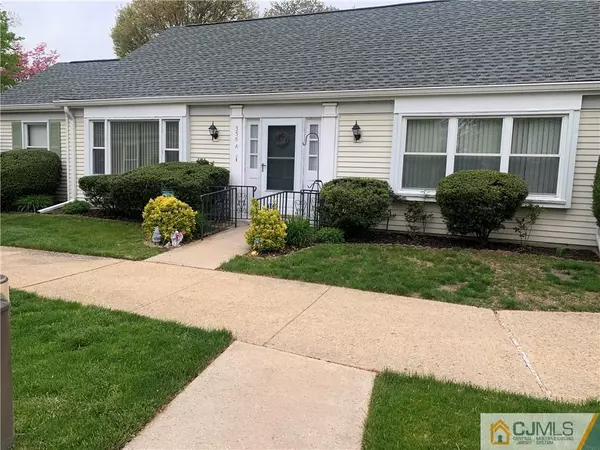 356 Northfield LN #A, Monroe, NJ 08831