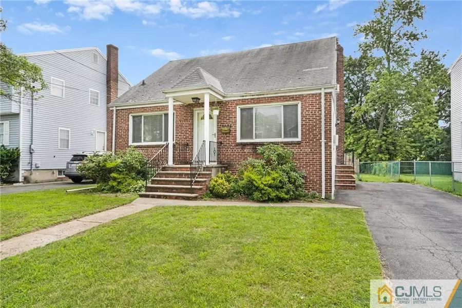 214 W Chestnut AVE, Metuchen, NJ 08840