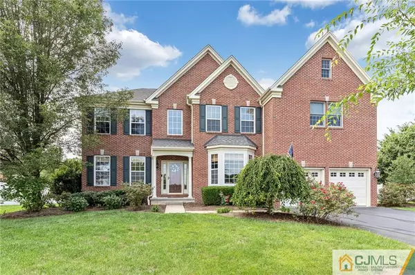 8 Cottonwood CT,  Clinton Town,  NJ 08809