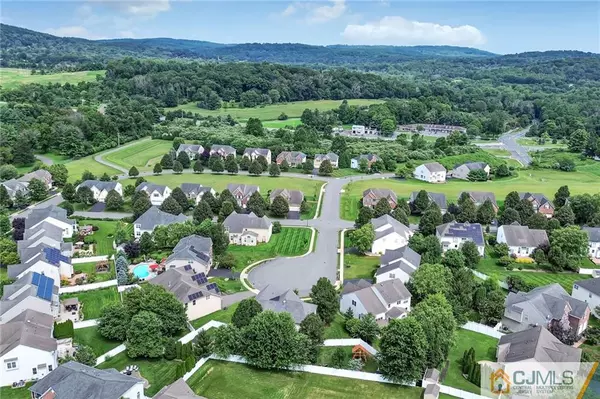 Clinton Town, NJ 08809,8 Cottonwood CT