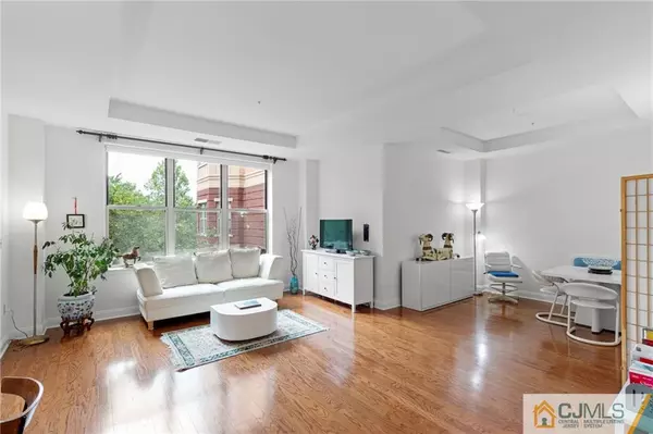 2126 Windrow DR, Plainsboro, NJ 08540