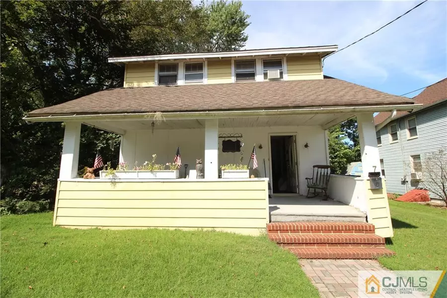 7 Grand ST, Jamesburg, NJ 08831
