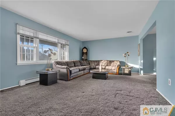 Edison, NJ 08817,84 Rodak CIR