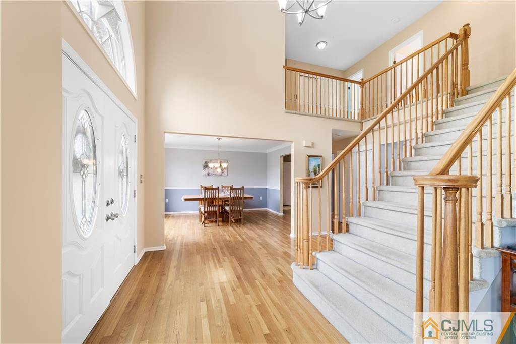 Monroe, NJ 08831,27 Talmadge DR
