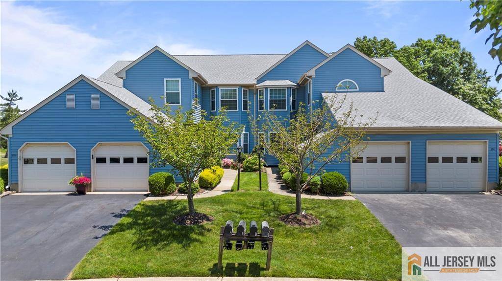 15 Dolley Madison DR #A, Monroe, NJ 08831