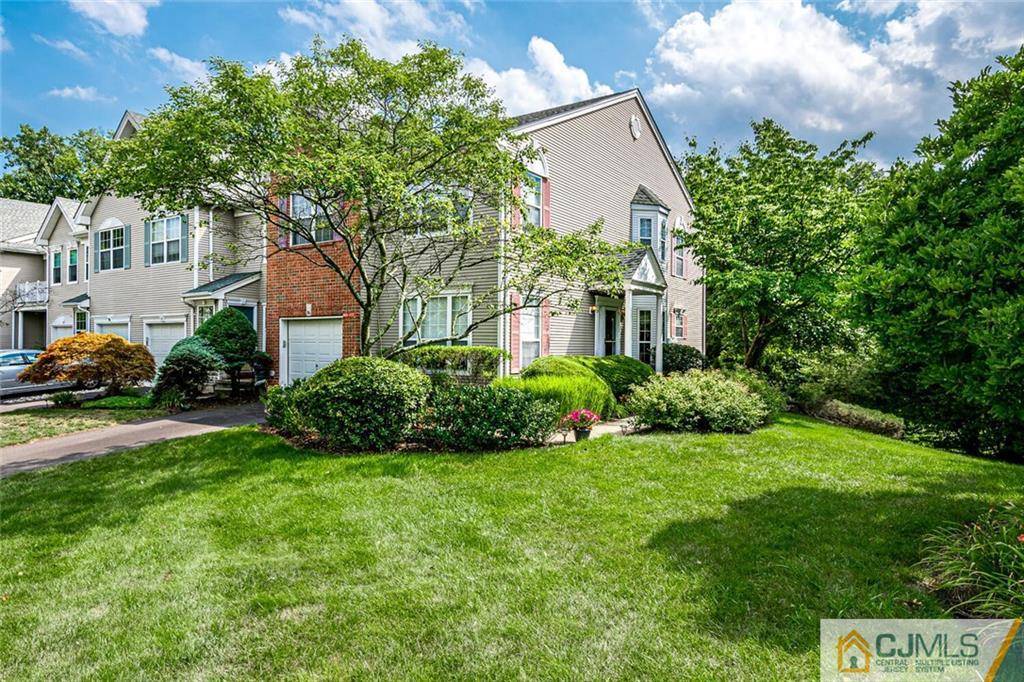 16 Ardmore PL, East Brunswick, NJ 08816