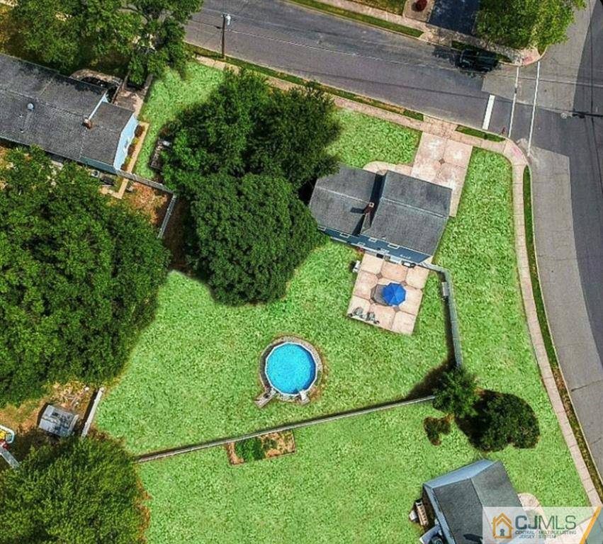 Spotswood, NJ 08884,5 Carley PL