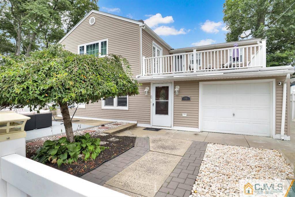 Woodbridge Proper, NJ 07095,96 Alwat ST