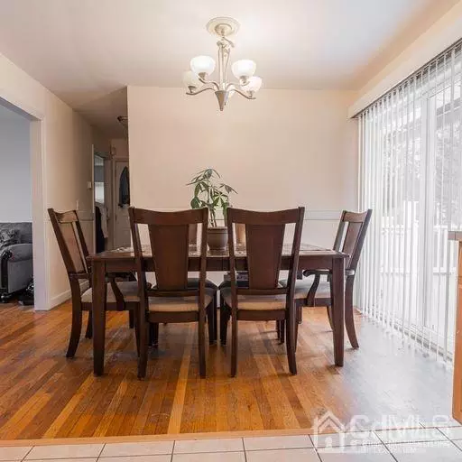 South Amboy, NJ 08879,13 Robert CIR