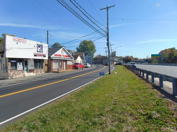 Old Bridge, NJ 08857,32 Old Matawan RD #B