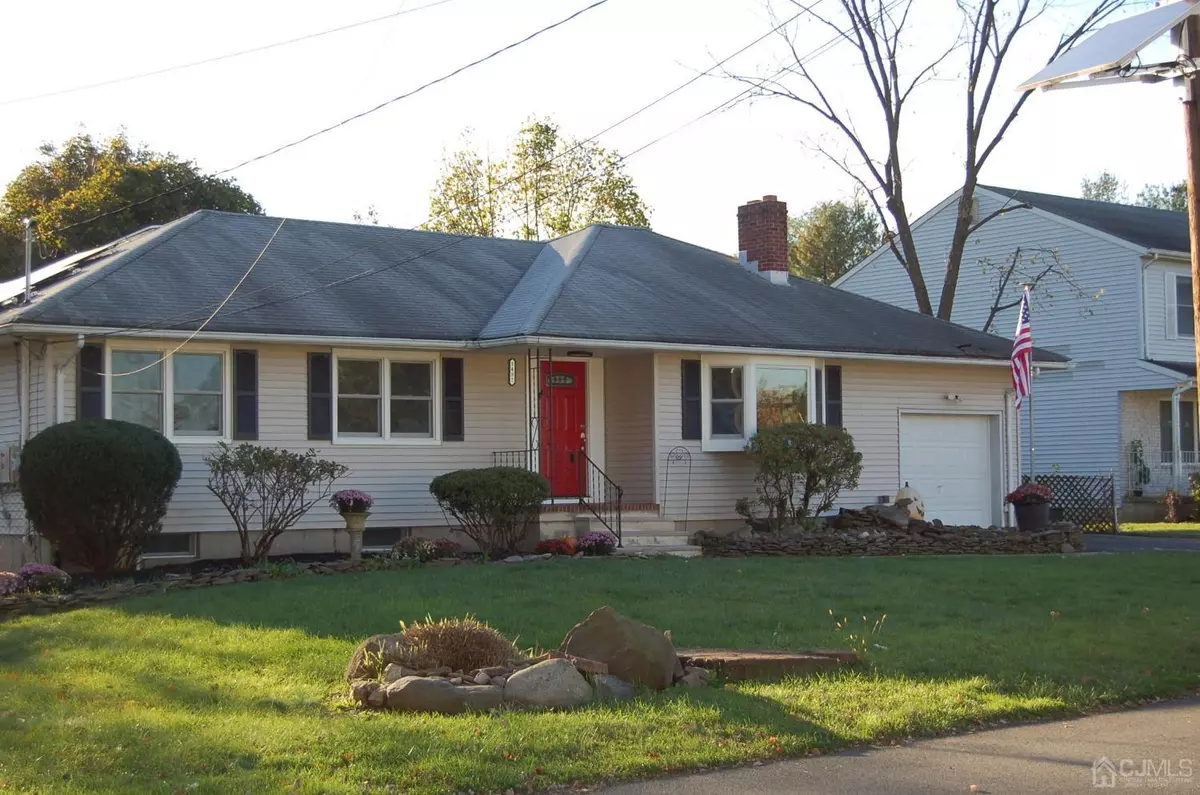 North Brunswick, NJ 08902,1482 Huron RD