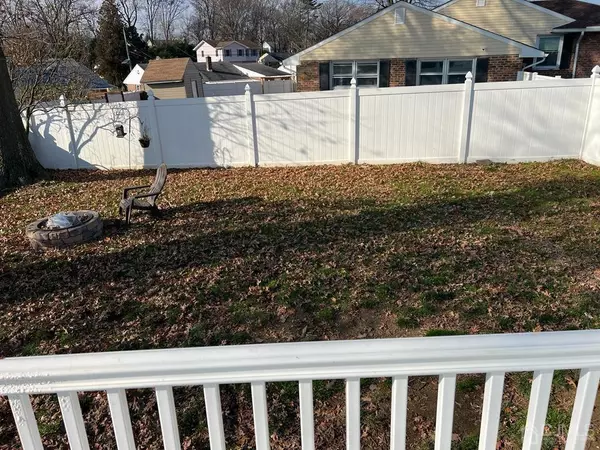 Edison, NJ 08817,36 Sharon AVE