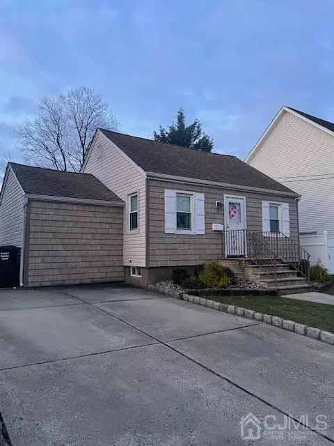 147 Bucknell AVE, Woodbridge Proper, NJ 07095