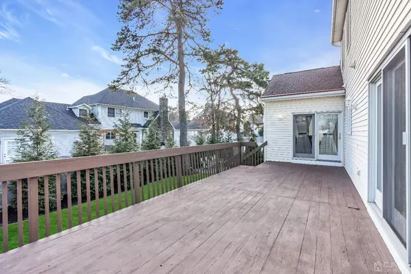 Monroe, NJ 08831,21 Bennett AVE