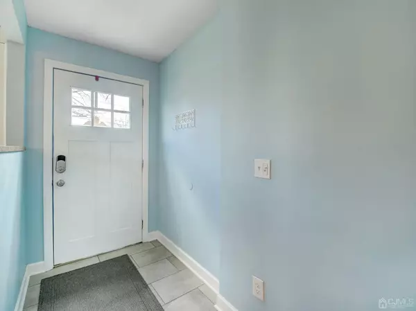 Somerville, NJ 08876,113-113 N Auten AVE