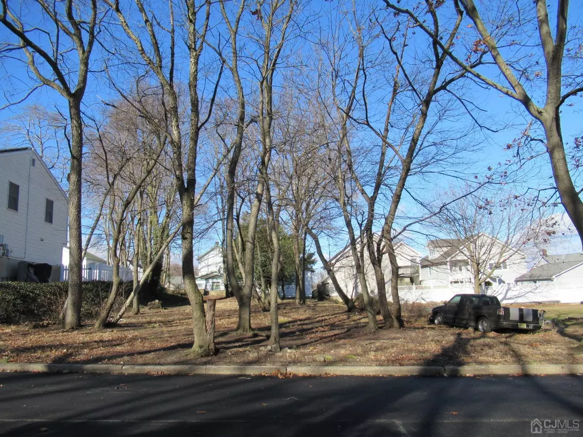 South Amboy, NJ 08879,0-0 Railroad AVE