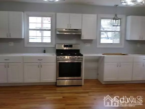 Edison, NJ 08817,85 Garden ST