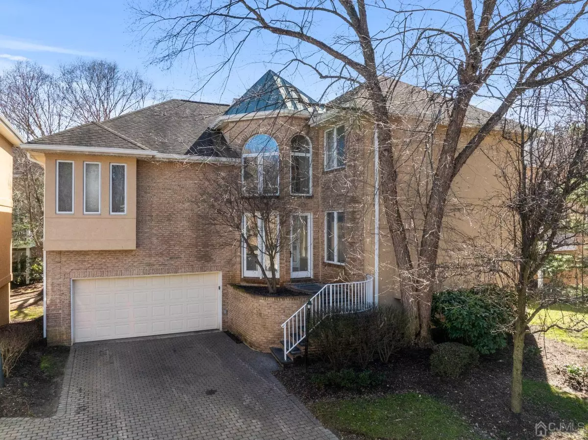 Holmdel, NJ 07733,173 Palm Desert #173 CT