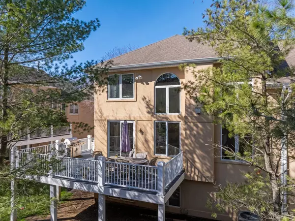 Holmdel, NJ 07733,173 Palm Desert #173 CT