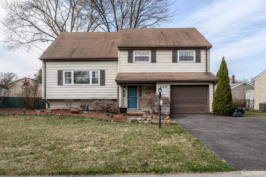 249 N Gaston AVE N, Somerville, NJ 08876