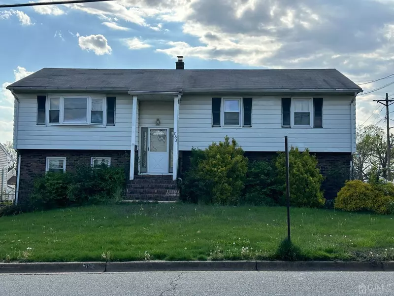 785 Harrell AVE, Woodbridge Proper, NJ 07095