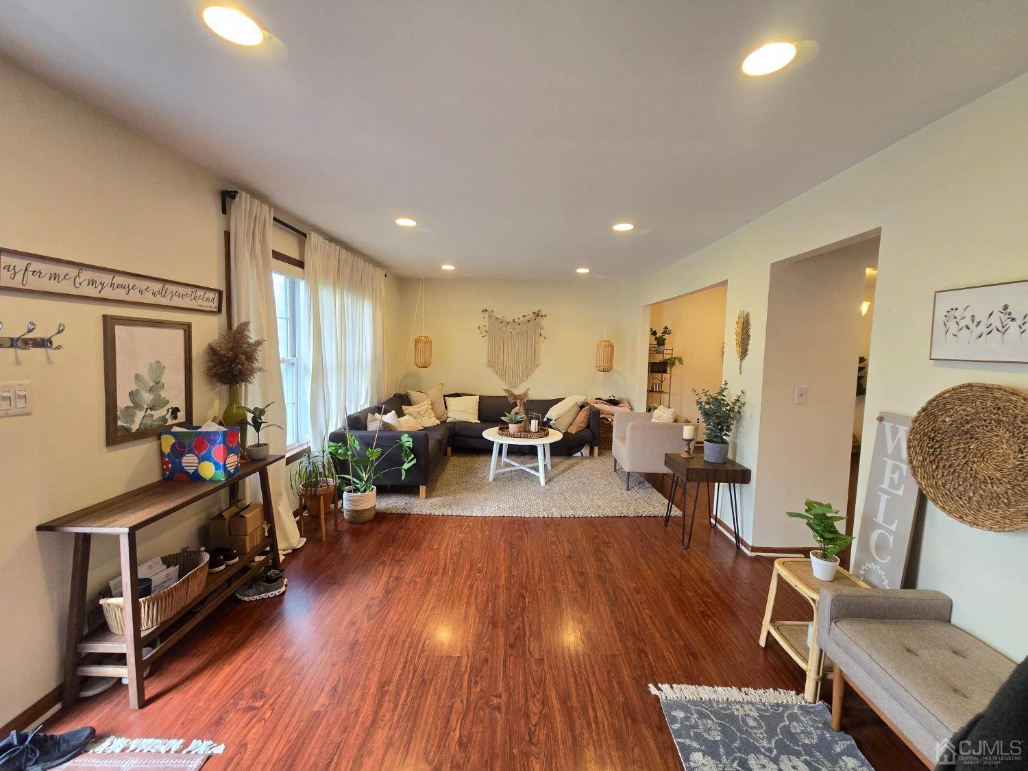 Piscataway, NJ 08854,6 Bayberry