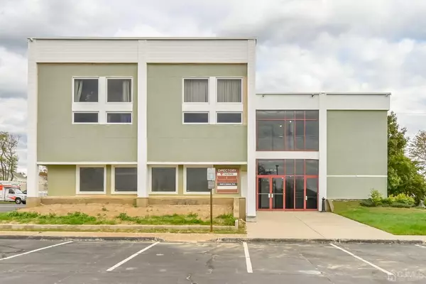 Monroe, NJ 08831,981 W State Route 33 #3-C