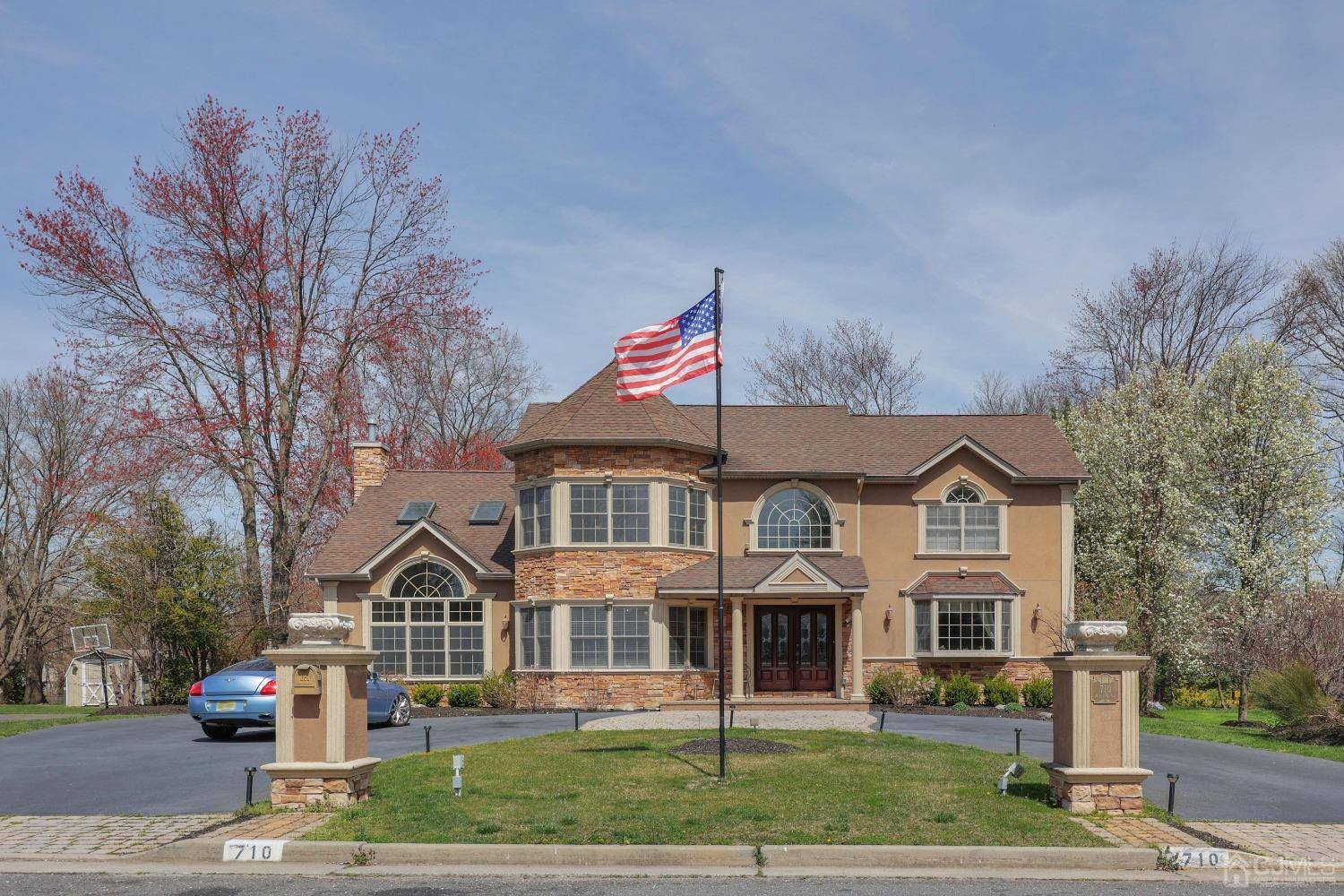 710 Hopping RD, Middletown, NJ 07718