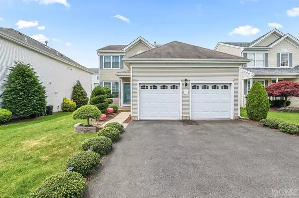 Manalapan, NJ 07726,11 Inverness DR