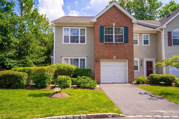 405 Creststone CIR,  South Brunswick,  NJ 08540