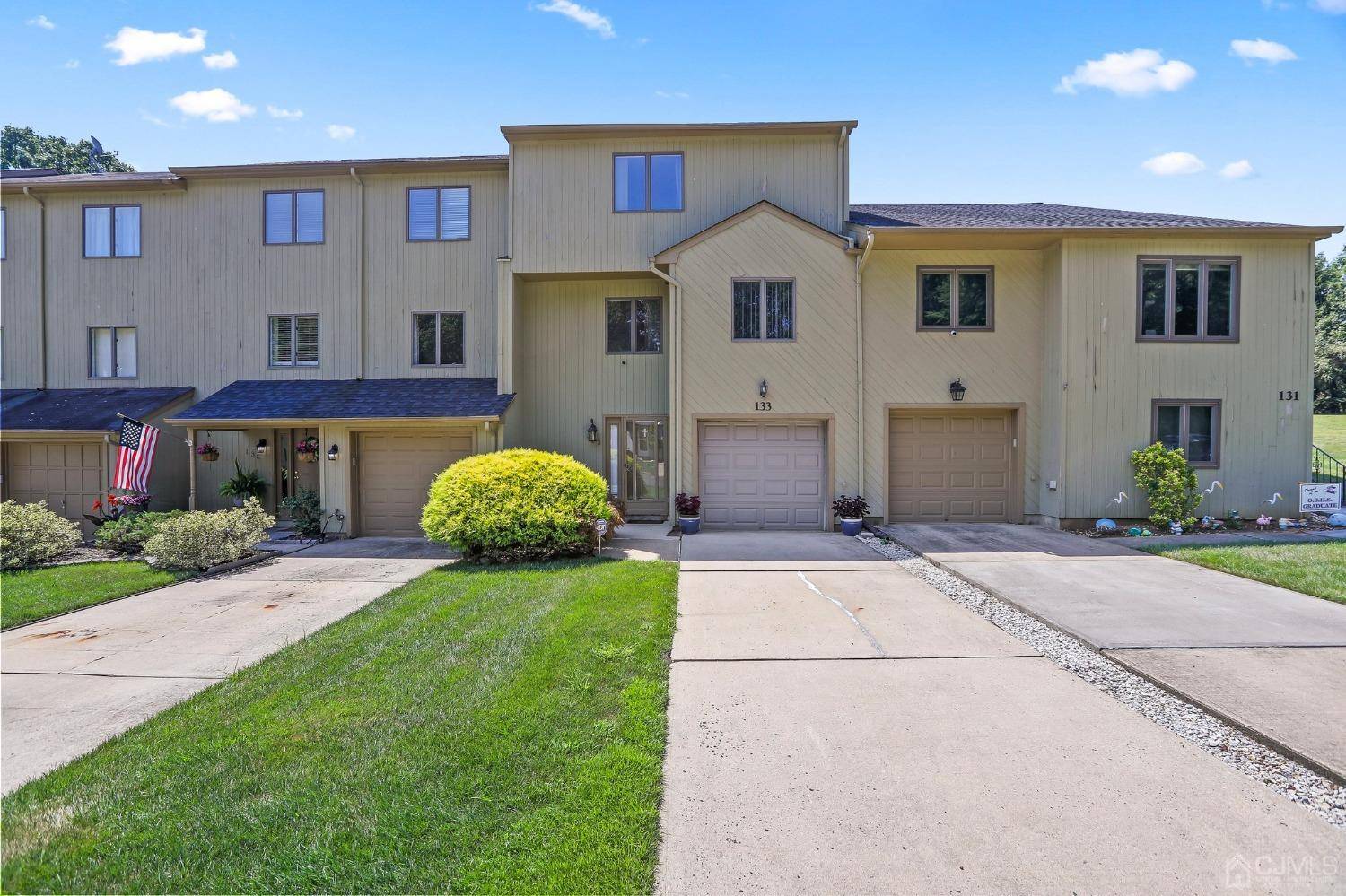 133 Redpine Loop LOOP, Old Bridge, NJ 08857