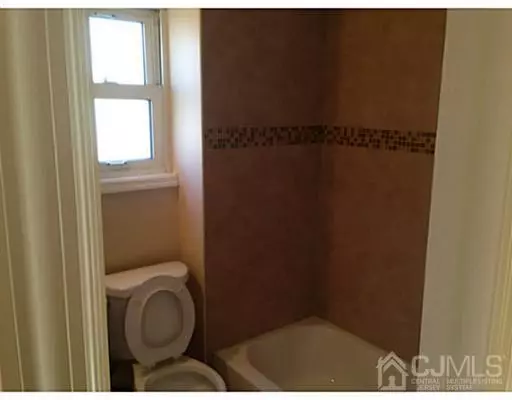 Piscataway, NJ 08854,24 Grant AVE