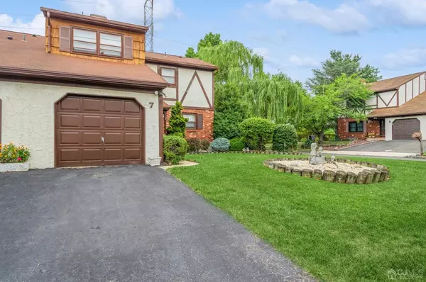 7 Sherbone PL #7, Sayreville, NJ 08872