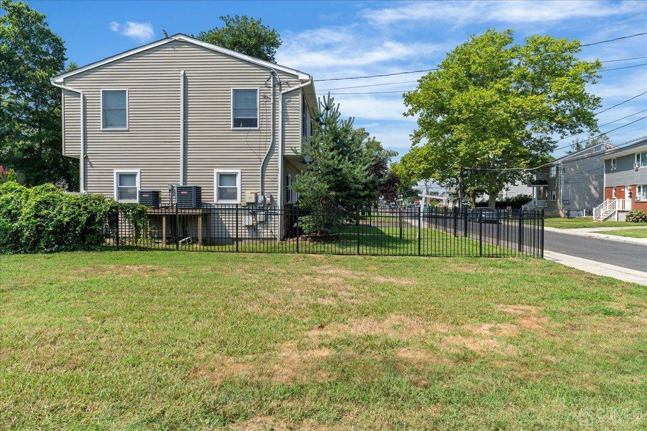 Keansburg, NJ 07734,60 Maple AVE