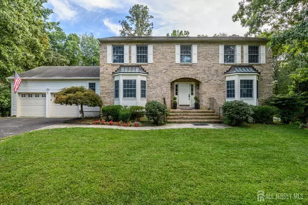 8 Abbey RD, Jackson, NJ 08527