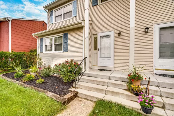 South Brunswick, NJ 08810,25 Gary CT