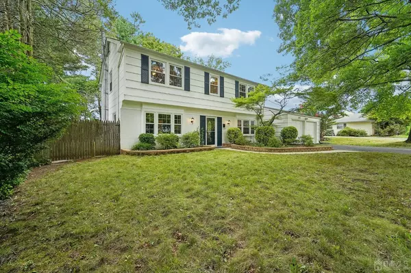 Matawan, NJ 07747,149 Lloyd RD