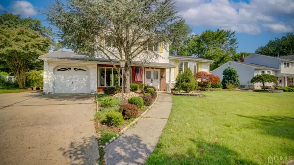 Sayreville, NJ 08859,76 Kierst ST