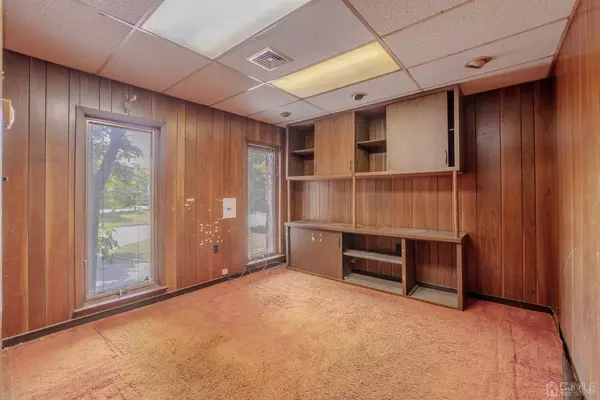 East Brunswick, NJ 08816,603 Cranbury RD #2