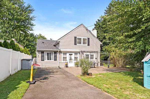 31 Corson AVE, Hamilton, NJ 08619