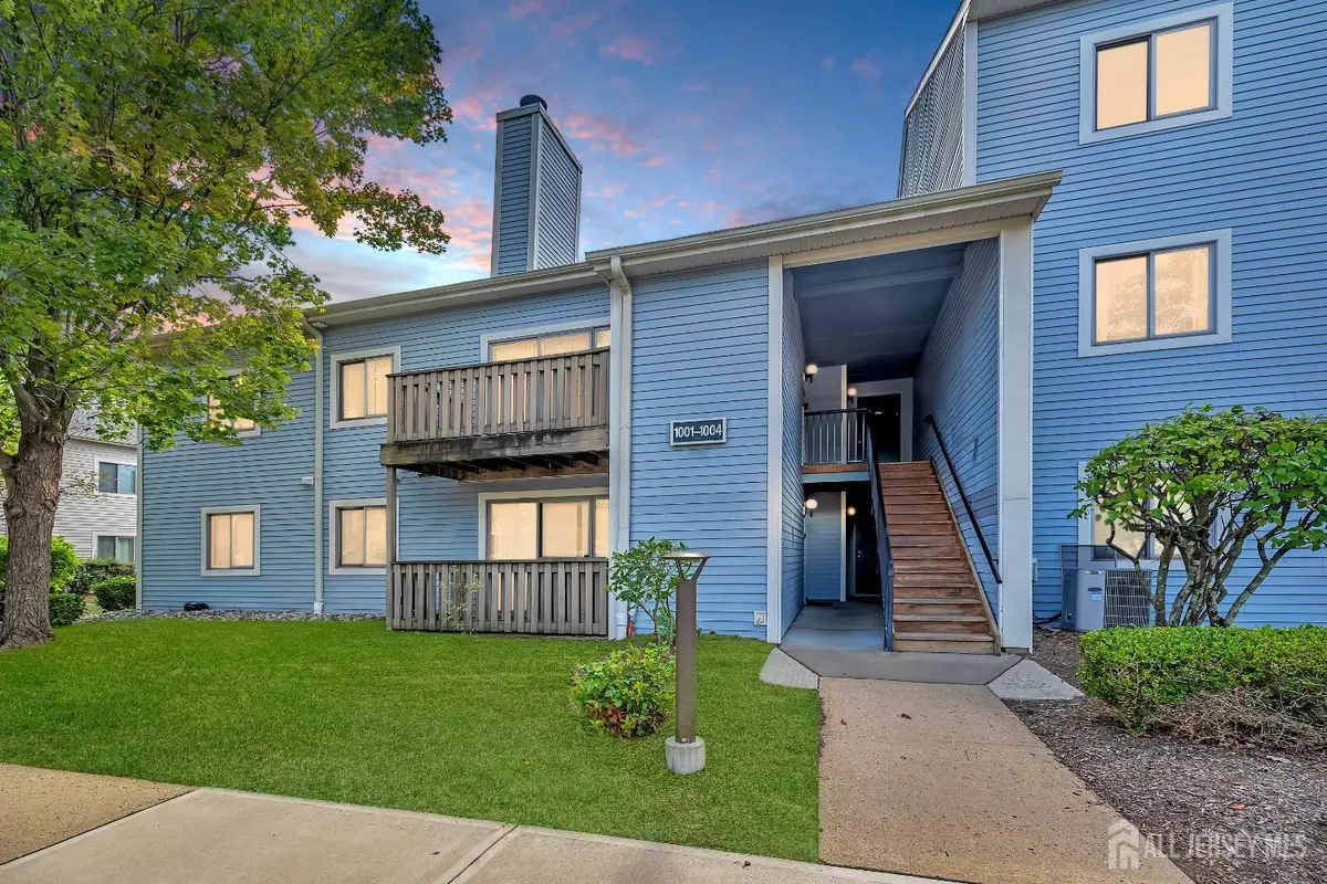 Plainsboro, NJ 08536,1004 Aspen DR